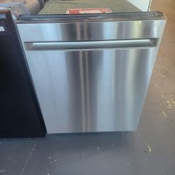 Amazing GE 24 INCH ADA COMPLIANT DISHWASHER STAINLESS STEEL GDT225SSLSS