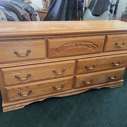 7-Drawer Dresser