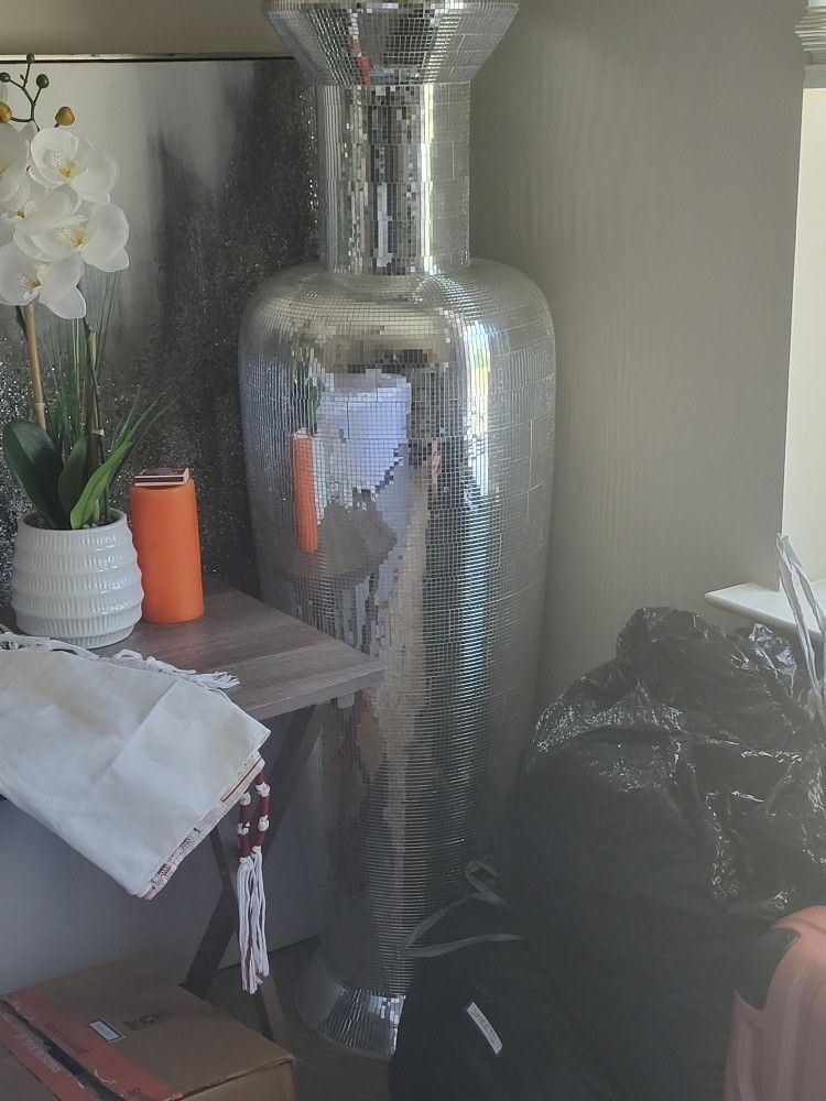 4ft LUXURY BLING VASE