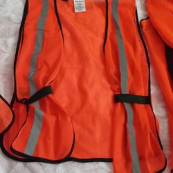 Safety Vests / Chalecos De Seguridad
