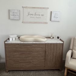 Solitude Light Brown3 Drawer Dresser NEW