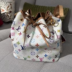 Louis Vuitton Purse, Noe