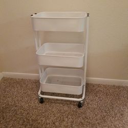 Movable White Tier 