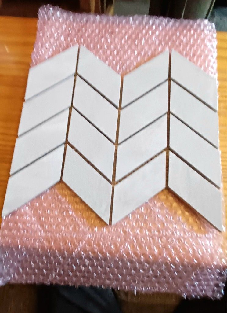 For Sale: Premium Dal-Tile Chevron Mosaic Tile (VR10-Maestro)