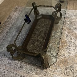 Coffe Table And 2 End Tables
