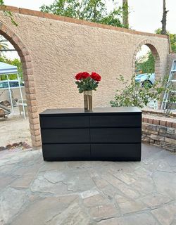 IKEAblack dresser
