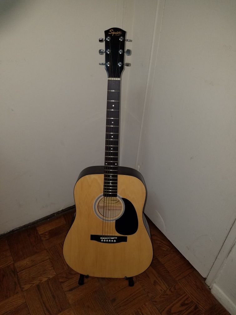 SQUIER BY FENDER FULL SIZE ACOUSTIC GUITAR 093-0300-149