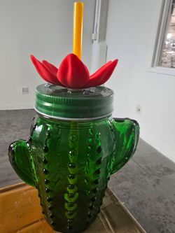 10 x Glass mugs with straw