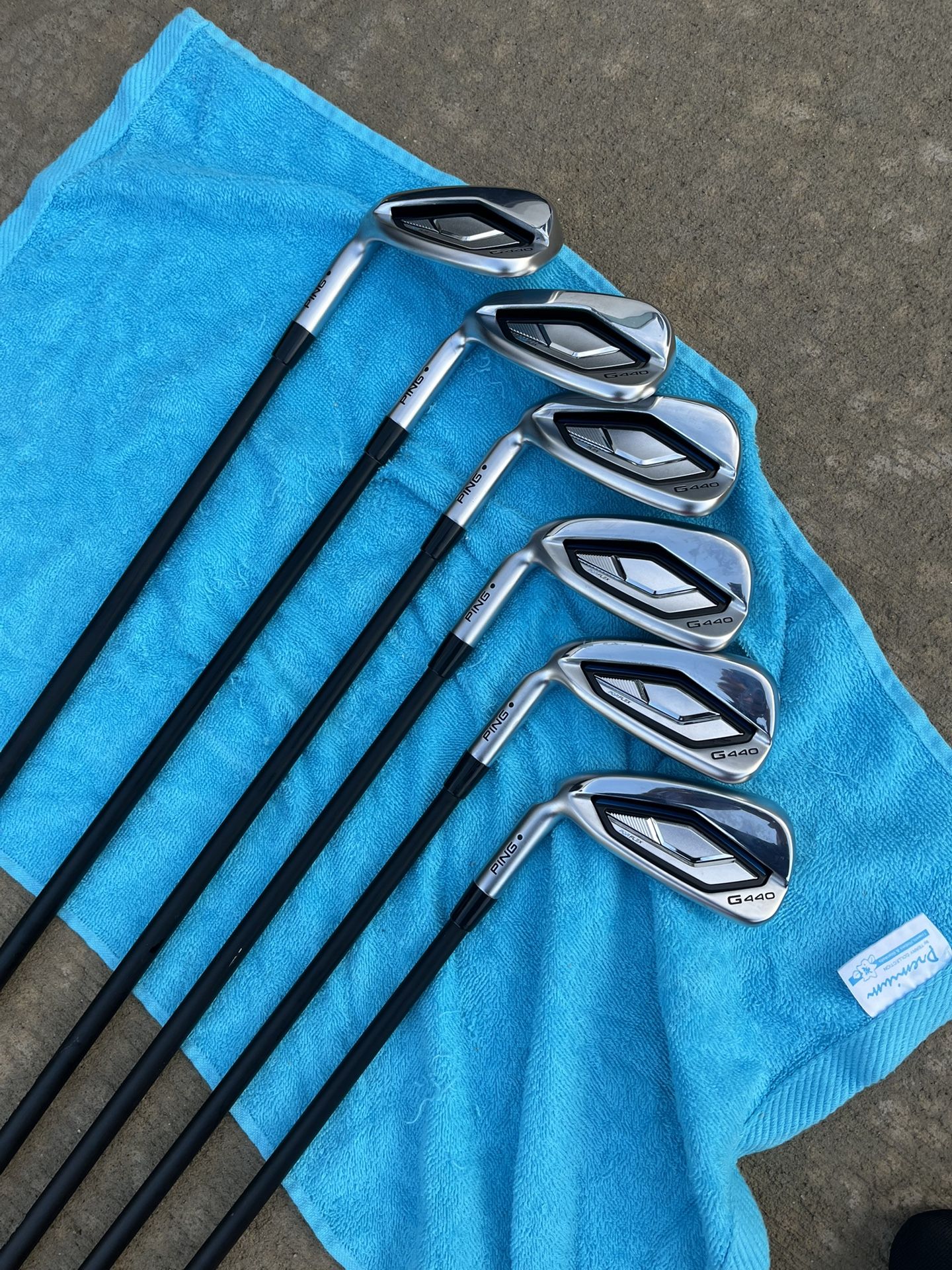 Left handed Ping G 440 Irons New Condition Graphite Shafts (Alta Blue Reg) 6-U (6 Clubs)