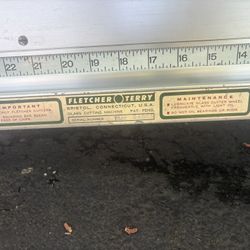 Fletcher Wall Mount Glass And Plastic Cutter