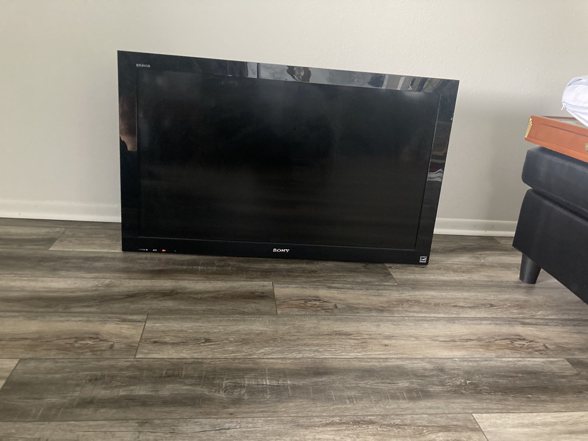 40” Sony TV