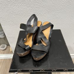 Black Wedges
