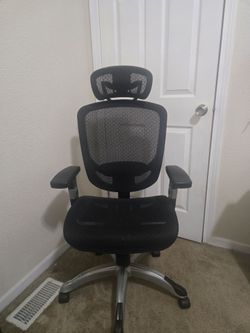 Desk chair