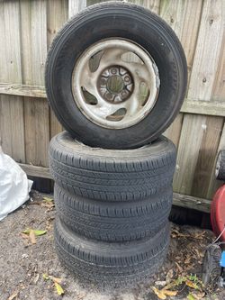 Tire & Rims 265 65 17 F150 Expedition Navigator 