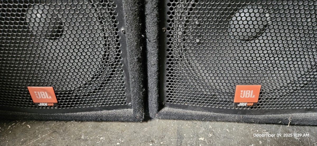 JBL JRX100 passive speaker