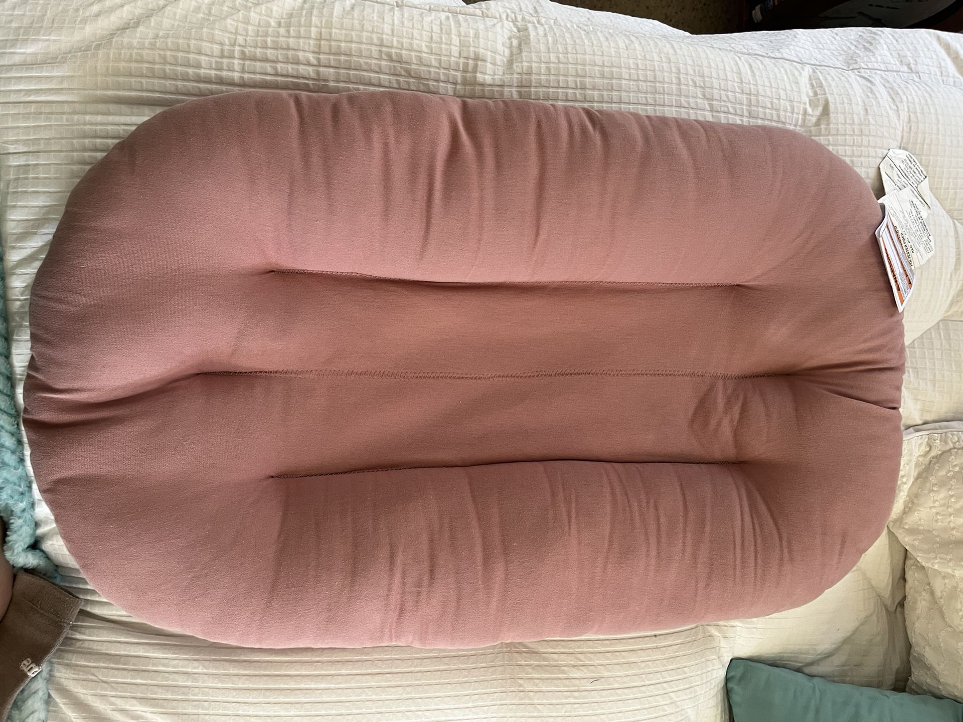 Snuggle Me Organic Blush Pink