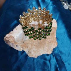 Green Rhinestone Flex Bracelet.gorgeous!