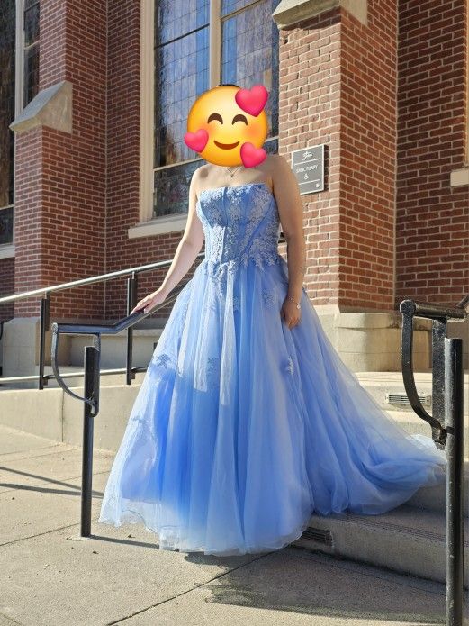 JJ'S House Light Blue Prom Dress Size US 12