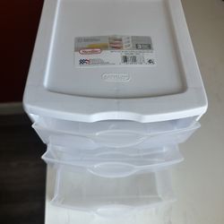 Sterilite Containers 