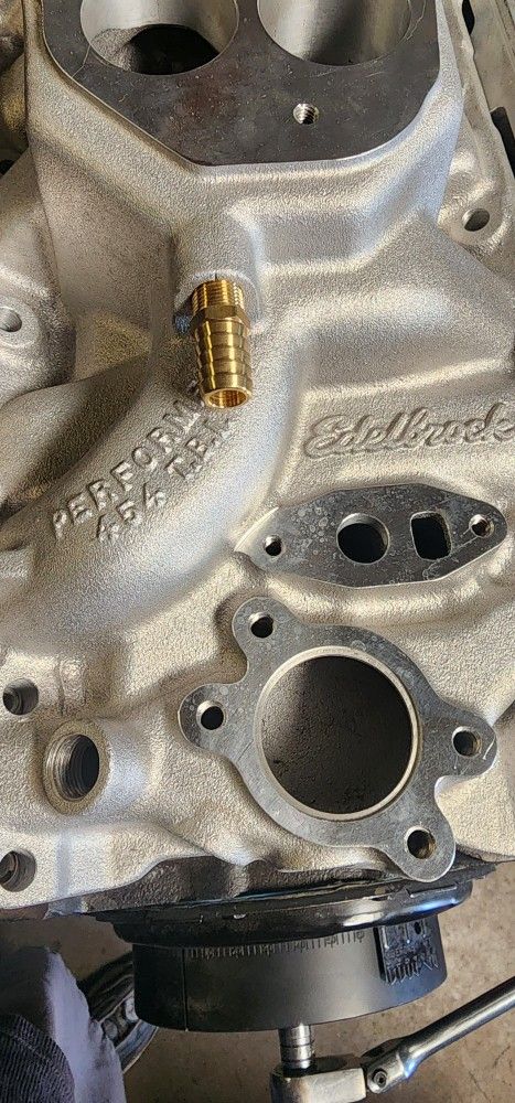 Chevy 454 Edelbrock Aluminum Tbi Intake Manifold