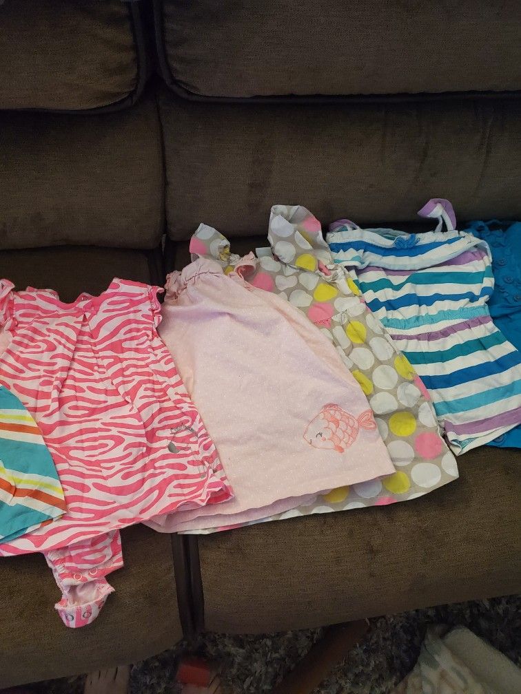 50 PIECES GIRL'S 18 MONTH - 2T CLOTHES