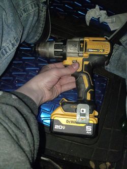 DEWALT DCD991 20v Max XR Brushless 3-speed Drill Driver