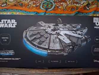 Starters millennium falcon 3D model kit