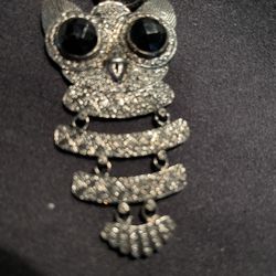 Owl Shape Pave Diamond & Onix Pendant 