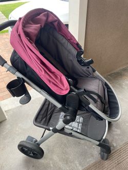 Evenflo Pivot Modular Travel Stroller