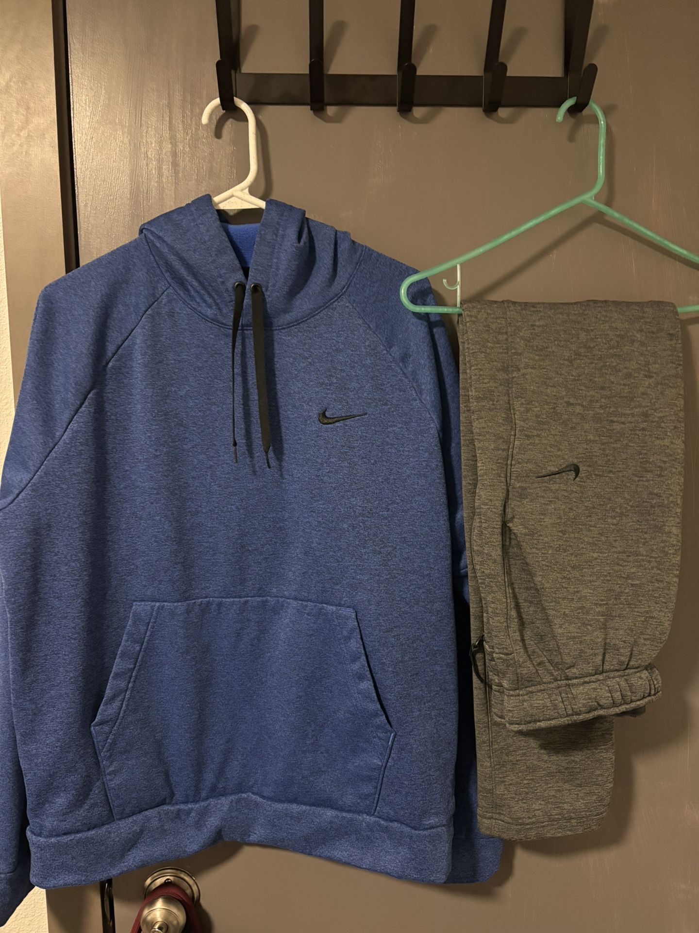 Nike DRI FIT Sweatsuit