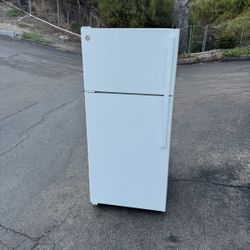 2023 Model Refrigerator Household Fridge Freezer Great For Garage