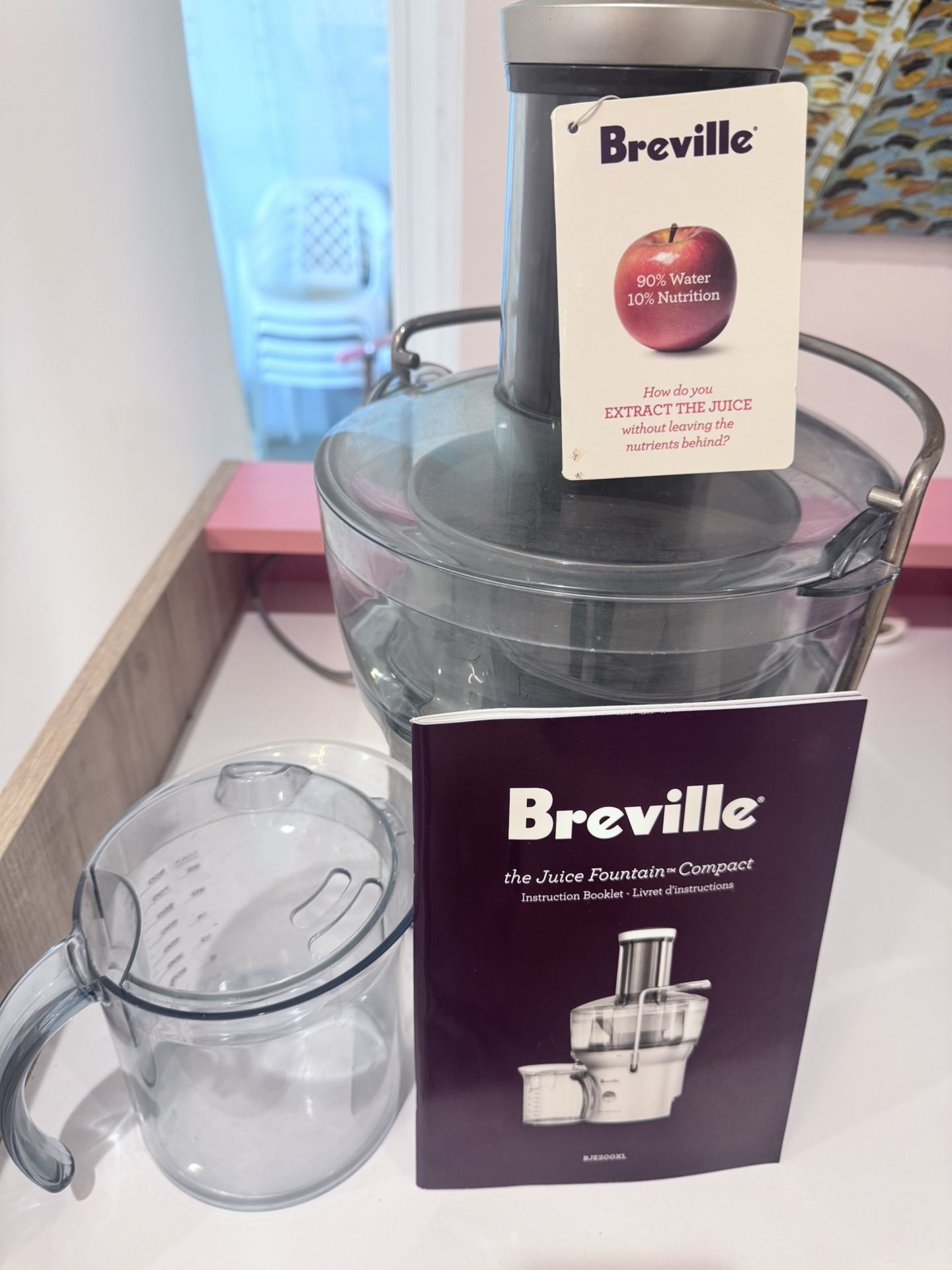 Breville BJE200XL Juice Fountain Compact Centrifugal Machine