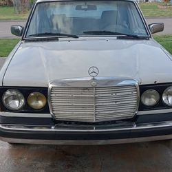 For Sale For Parts Or Rebuilt Project. 1982. M. Benz 240 Diesel. Im Second Owner. 189 K Miles.