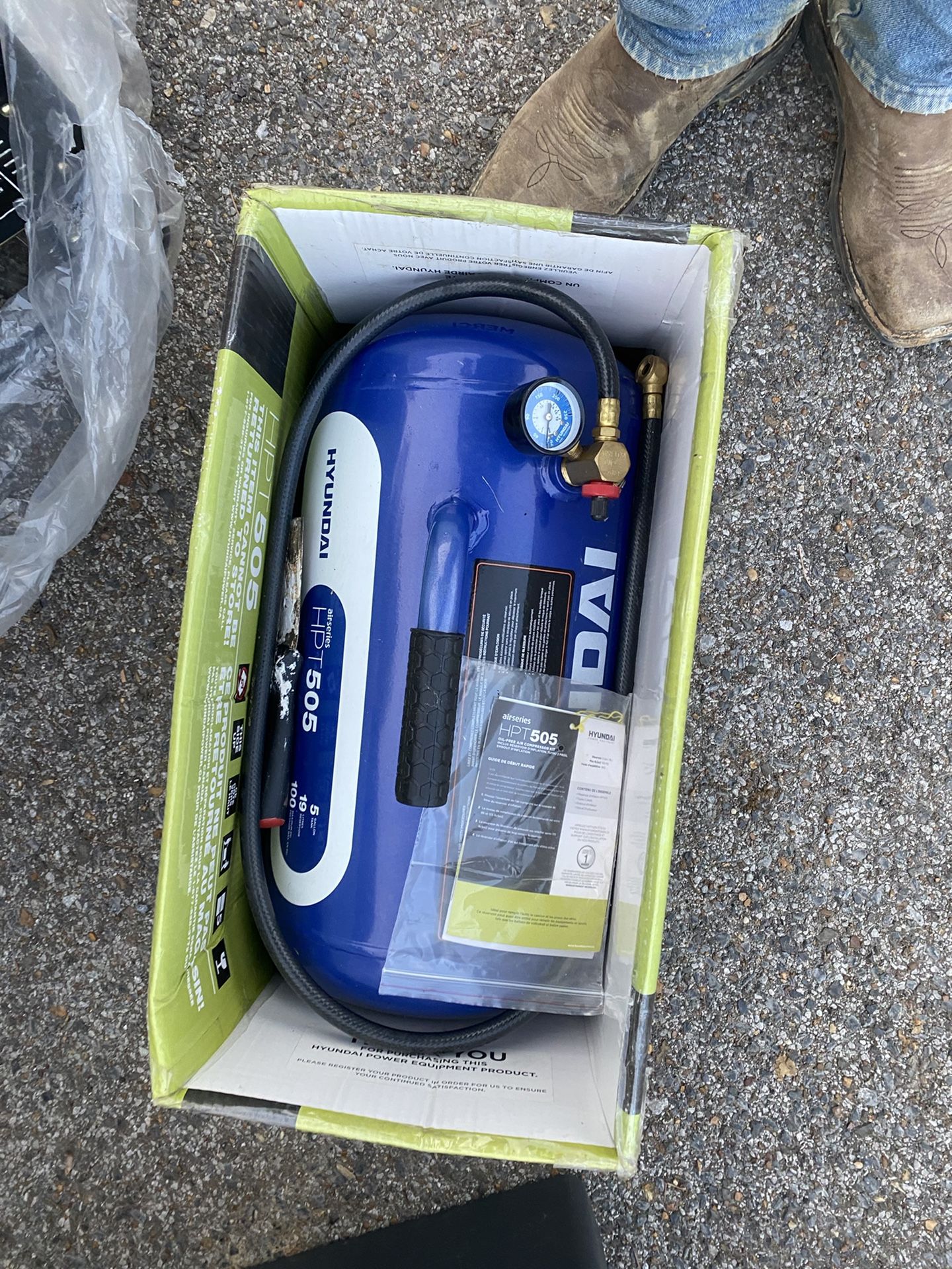 Air compressor