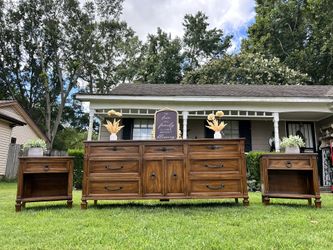 dresser & nightstands 