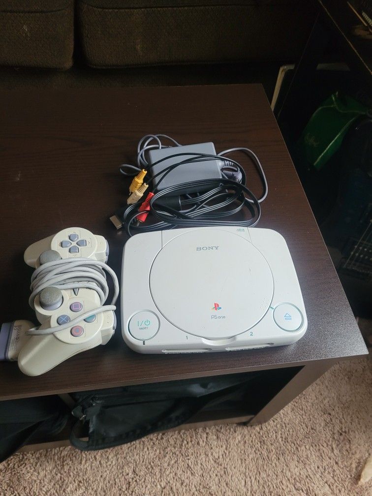 Playstation 1 Console With Games