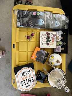 Halloween Decor 