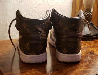 NIKE OFF-LOUIS VUITTON LEATHER BROWN SHOES