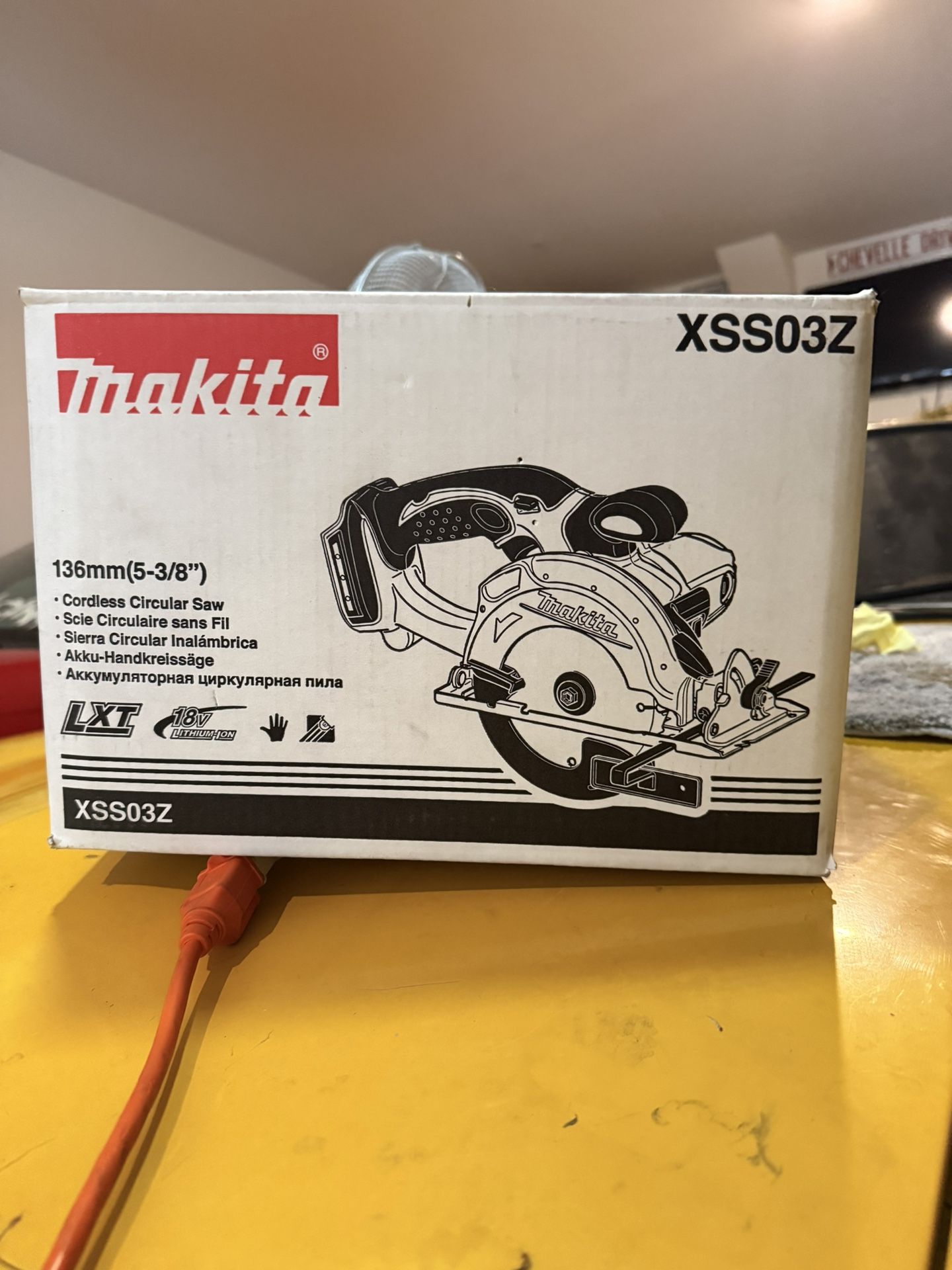 Makita Cordless Circular Saw