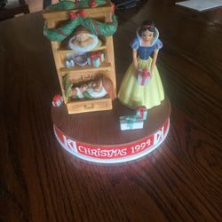 Disney Christmas Figurine 1994