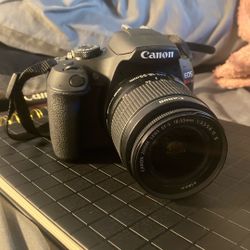Canon Rebel T7i Camera