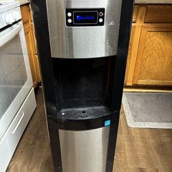 Glacier Bay Water Dispenser 