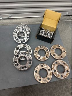 Wheel Spacers w/ lug nuts and washers