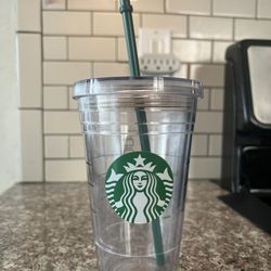 New Starbucks Cup + Straw 