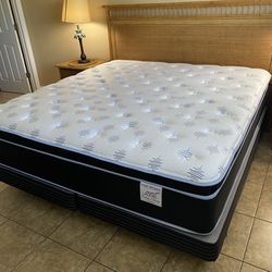 Brand New King Size Mattress Pillow Top 14” Thick – Factory Direct! Also available in Twin, Full & Queen. Ask about our Same-Day Delivery 🚚 