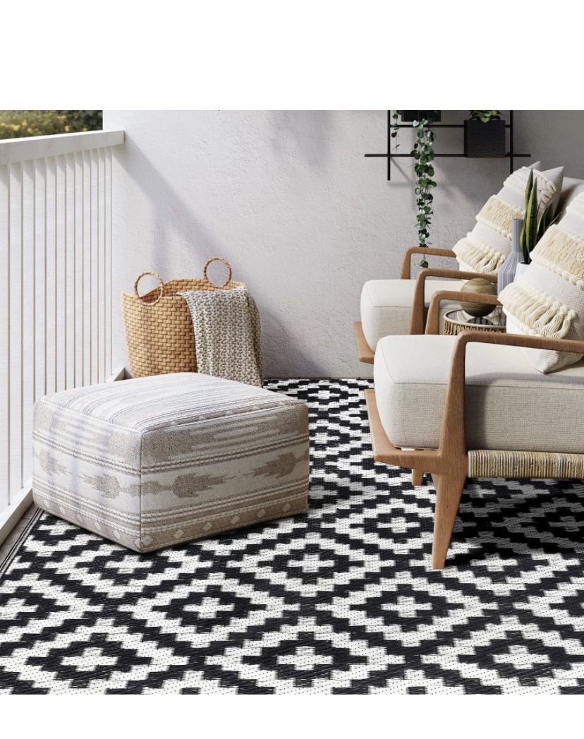 Plastic Straw Area Rug 5x8 for Sale in Mcallen, TX OfferUp