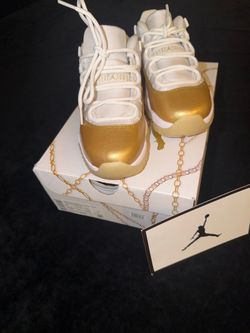 Air Jordan 11 Low White Gold Sneakers