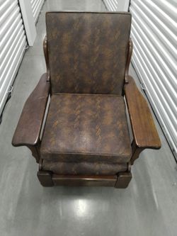 Mission style chair