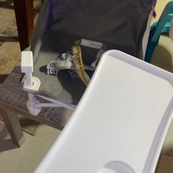 A Feeding Seat Chair