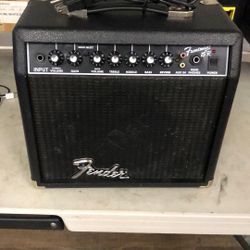96091 Fender Frontman 15R Used 38watt Electric Guitar Practice Amp 585004